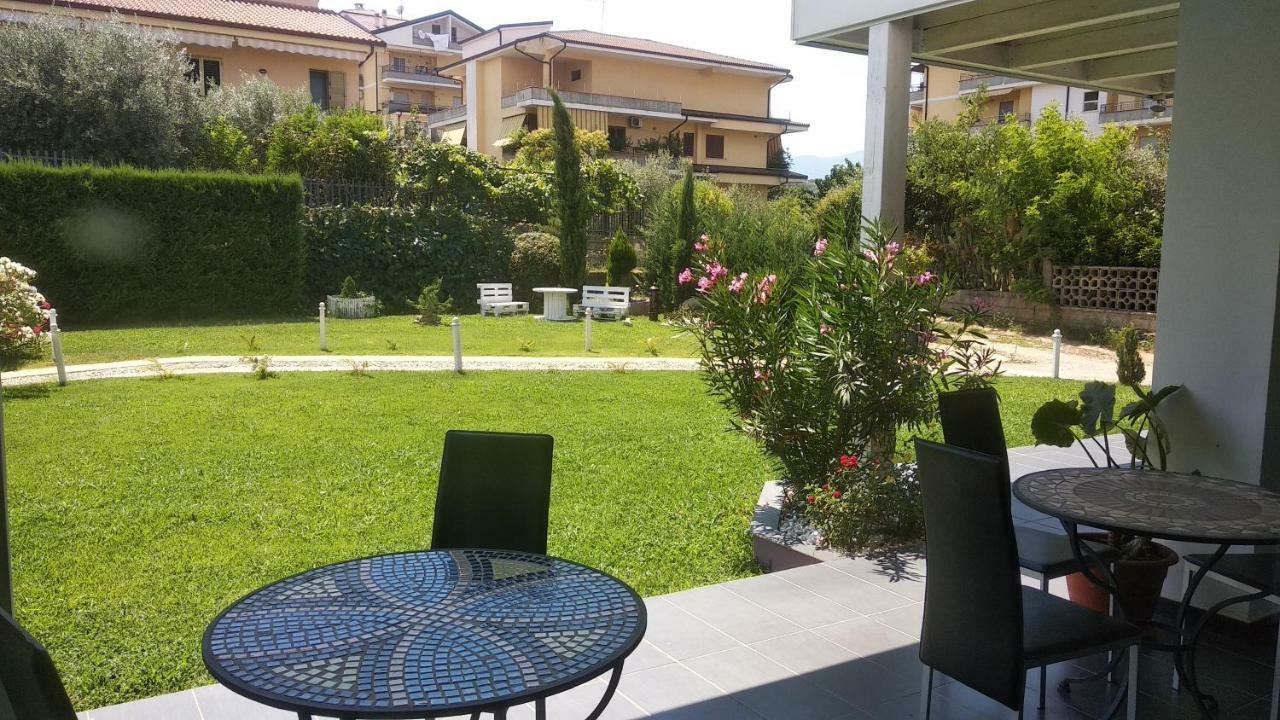 Hotel Le Ceramiche Montalto Uffugo Exterior foto